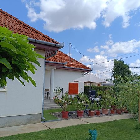 Nemeti Apartmanhaz Apartment Hajduszoboszlo Exterior photo